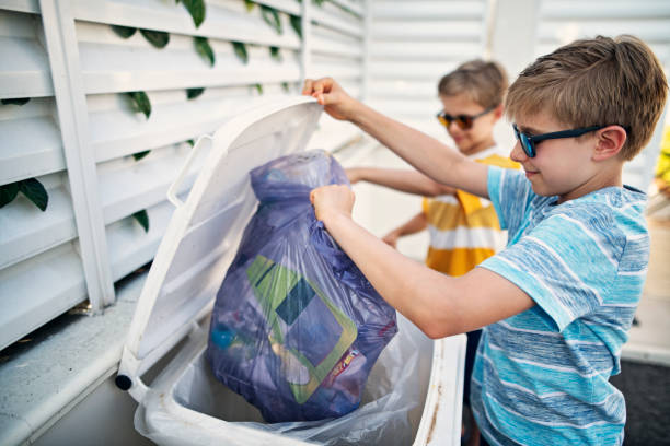 Best Construction Debris Removal  in Henry, IL