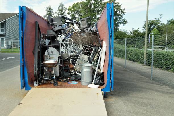 Best Construction Debris Removal  in Henry, IL